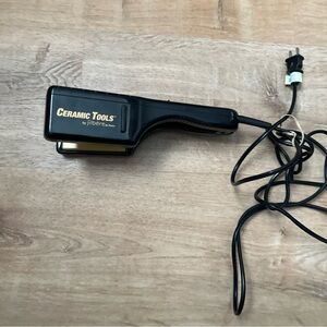 Ceramic Tools by Jilbere de Paris  ProFlat Iron Hair Straightener 2”  JBFl289